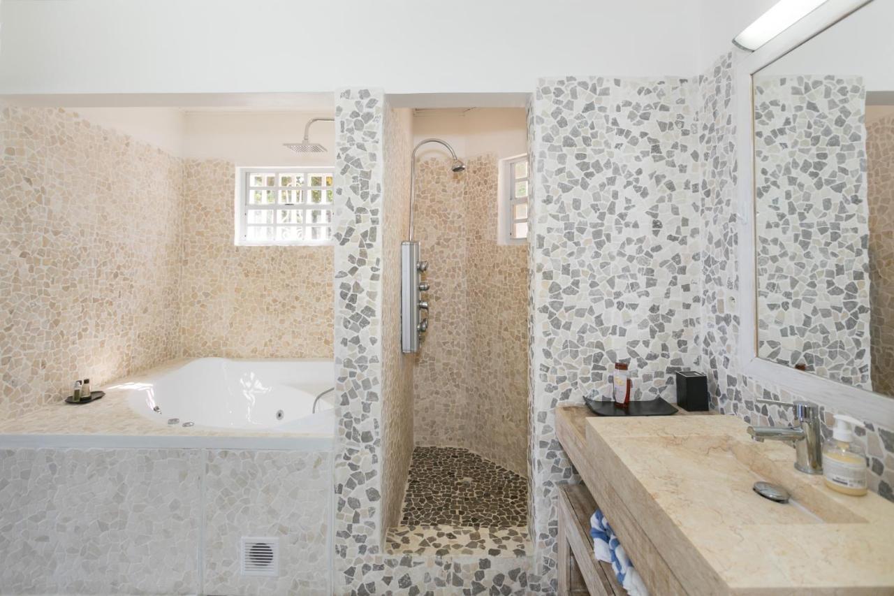 Orient Bay Villa Rentals St Martin Extérieur photo